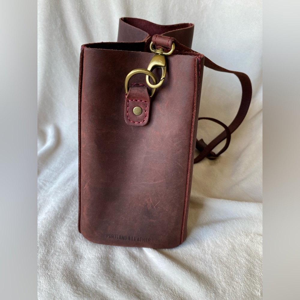 Portland Leather Goods Merlot Butterfly - Picture 4 of 8